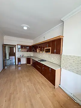Satılır 3 otaqlı mənzil 125 m²