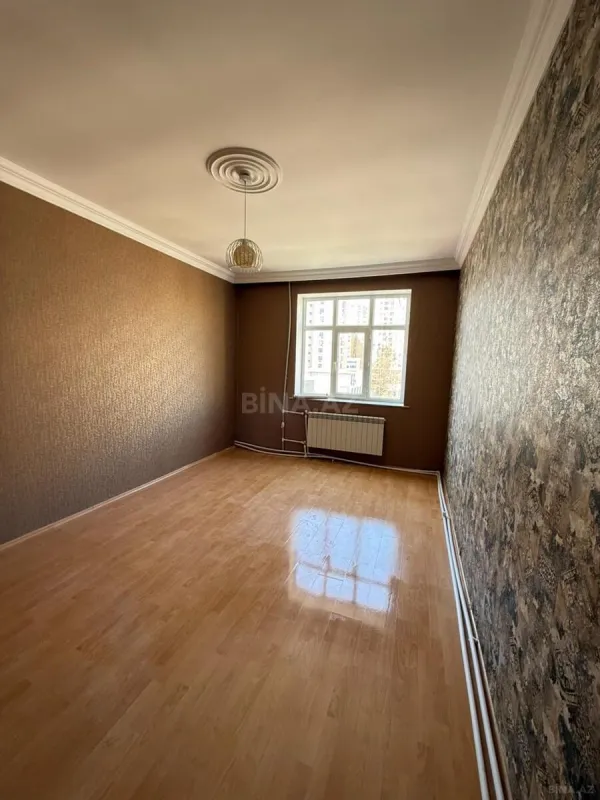 Satılır 3 otaqlı mənzil 125 m²