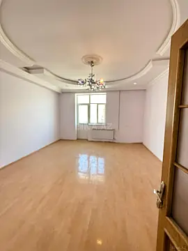Satılır 3 otaqlı mənzil 125 m² — Bakı, İnşaatçılar 3 otaq 125.00 m²