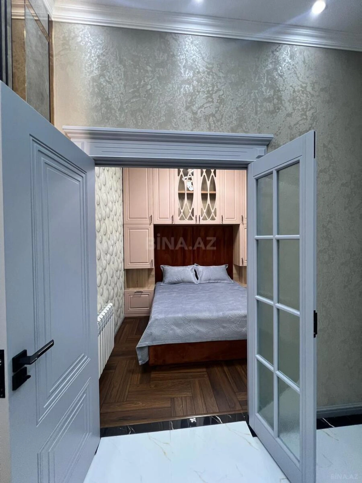 Satılır 3 otaqlı mənzil 106 m²