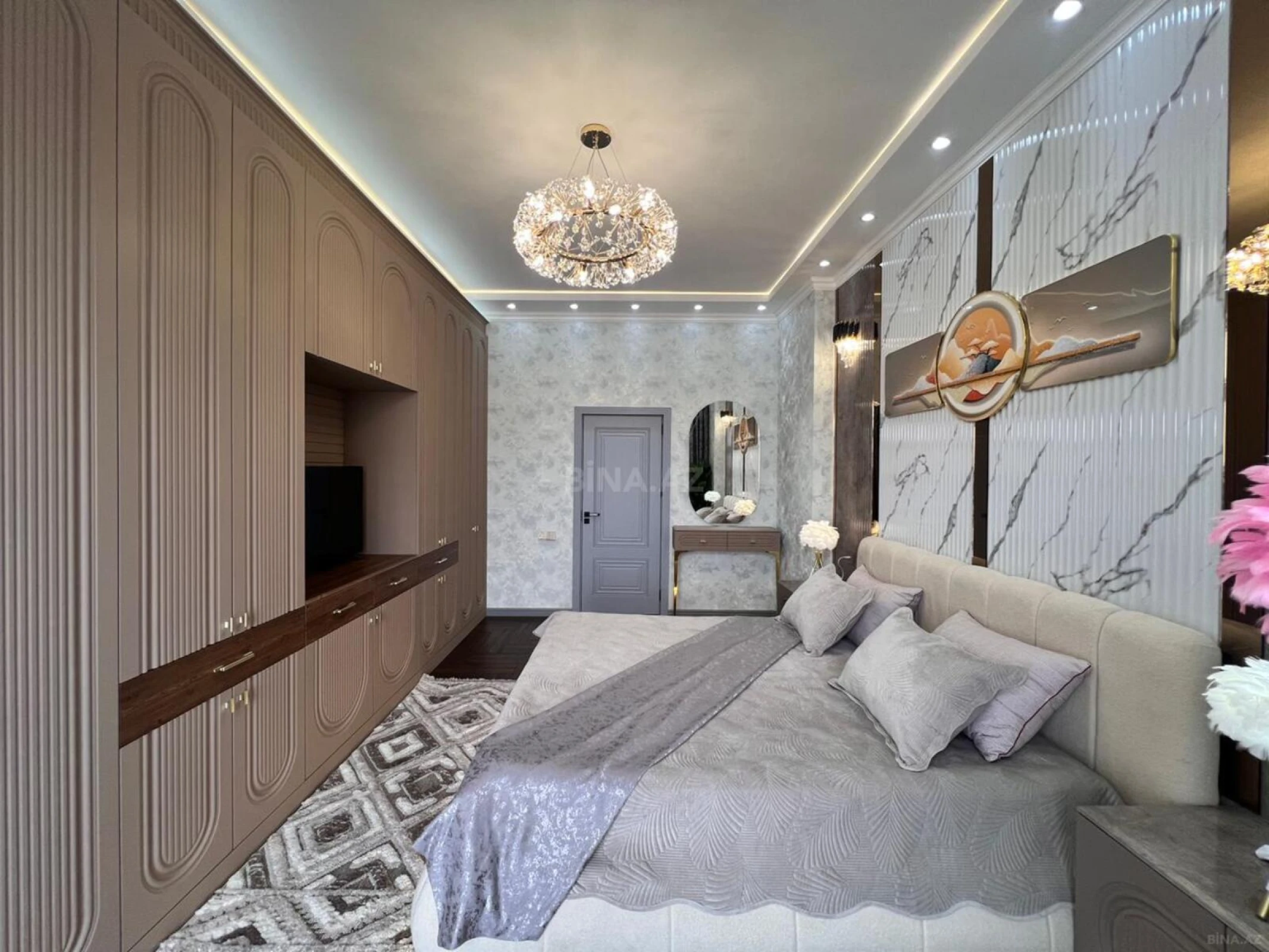 Satılır 3 otaqlı mənzil 106 m²