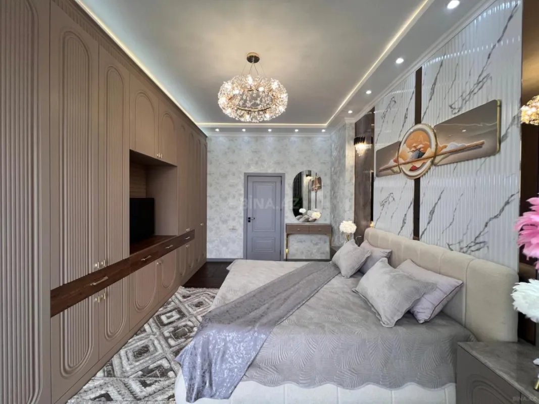 Satılır 3 otaqlı mənzil 106 m²