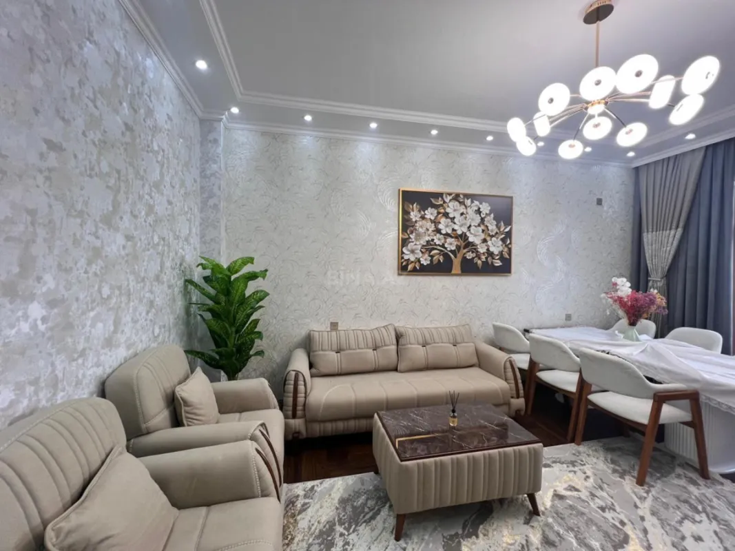 Satılır 3 otaqlı mənzil 106 m²