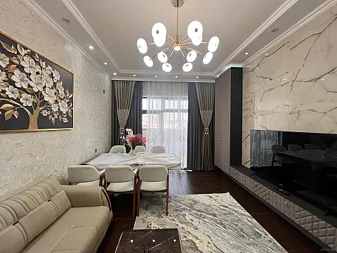 Satılır 3 otaqlı mənzil 106 m²