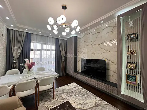 Satılır 3 otaqlı mənzil 106 m²