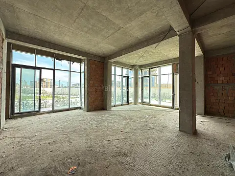 Satılır 3 otaqlı mənzil 117 m²
