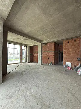 Satılır 3 otaqlı mənzil 117 m²