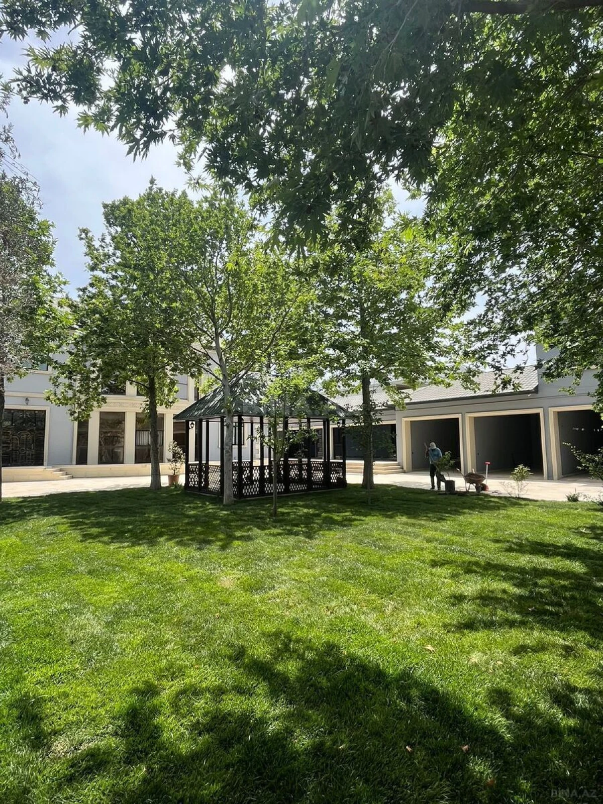 Kirayə verilir 5 otaqlı həyət evi 200 m²