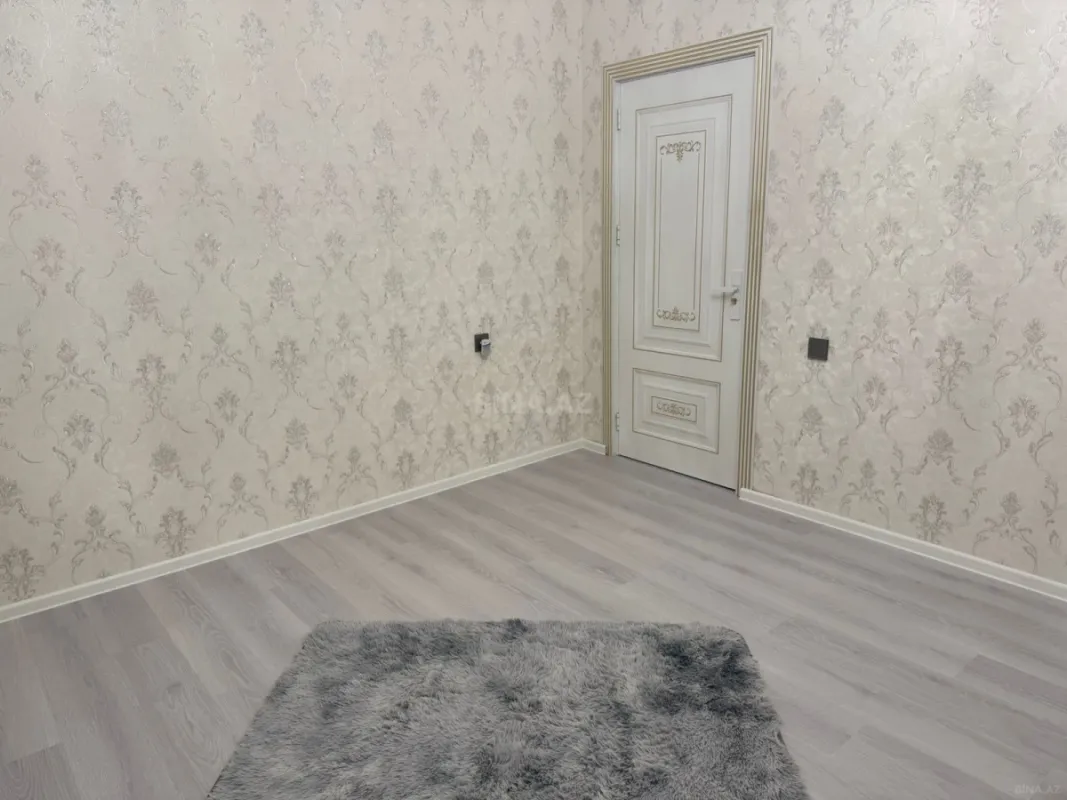 Satılır 5 otaqlı həyət evi 200 m²