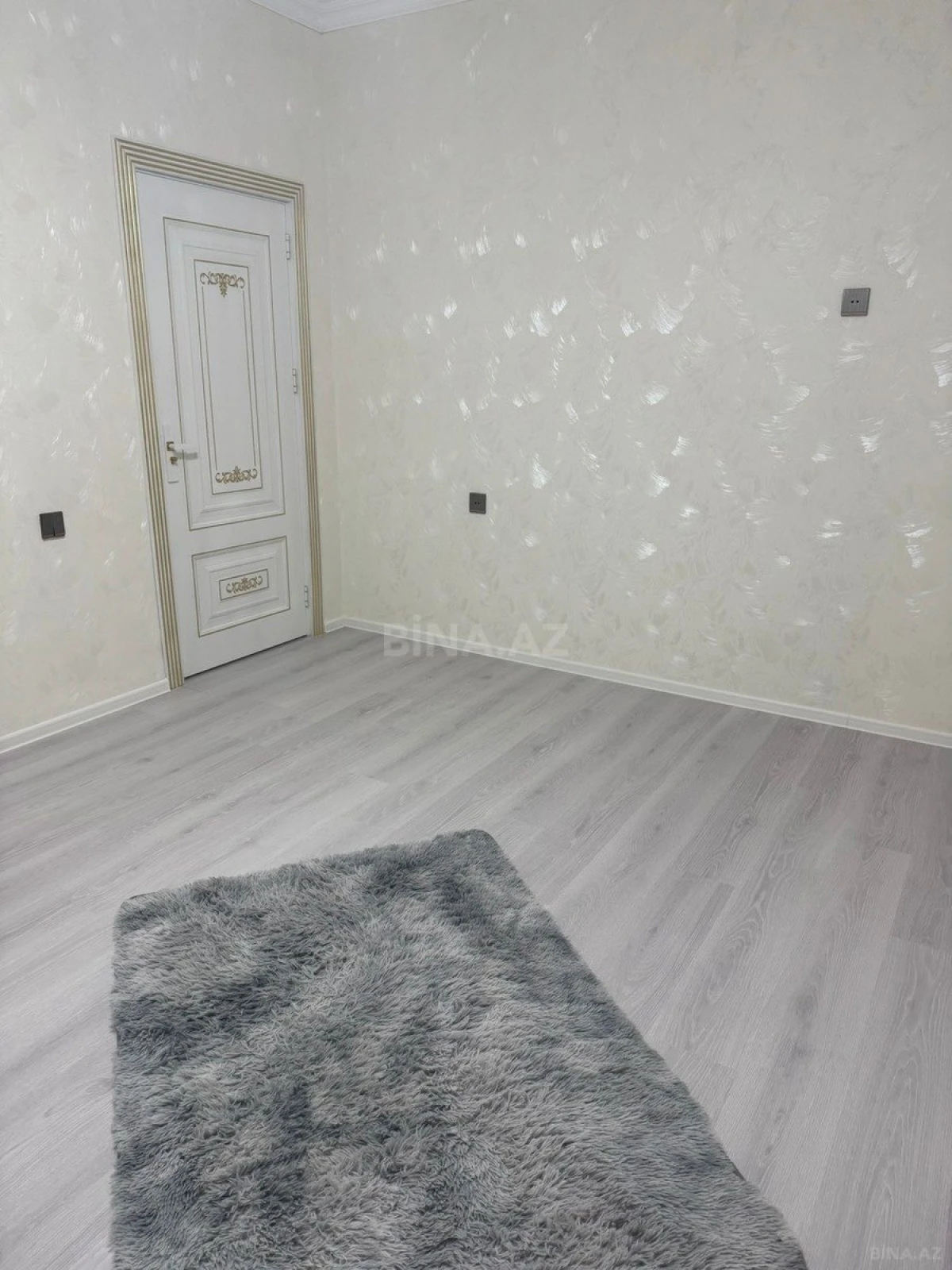 Satılır 5 otaqlı həyət evi 200 m²