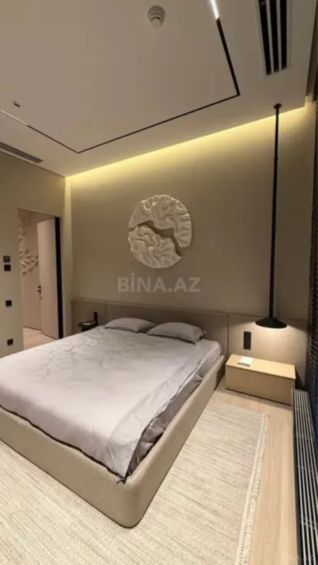 Kirayə verilir 2 otaqlı mənzil 80 m²