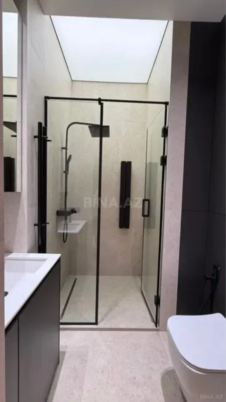 Kirayə verilir 2 otaqlı mənzil 80 m²