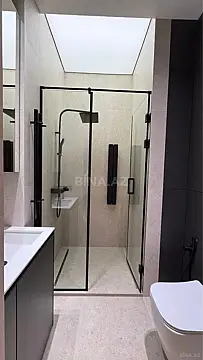 Kirayə verilir 2 otaqlı mənzil 80 m²