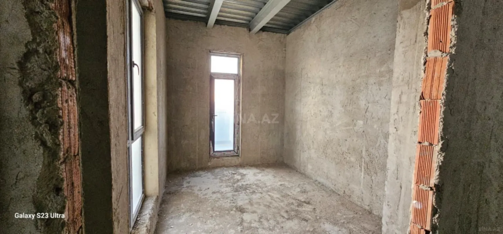 Satılır 3 otaqlı mənzil 140 m²