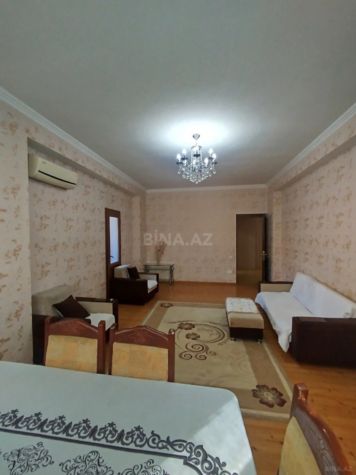 Kirayə verilir 3 otaqlı mənzil 110 m²