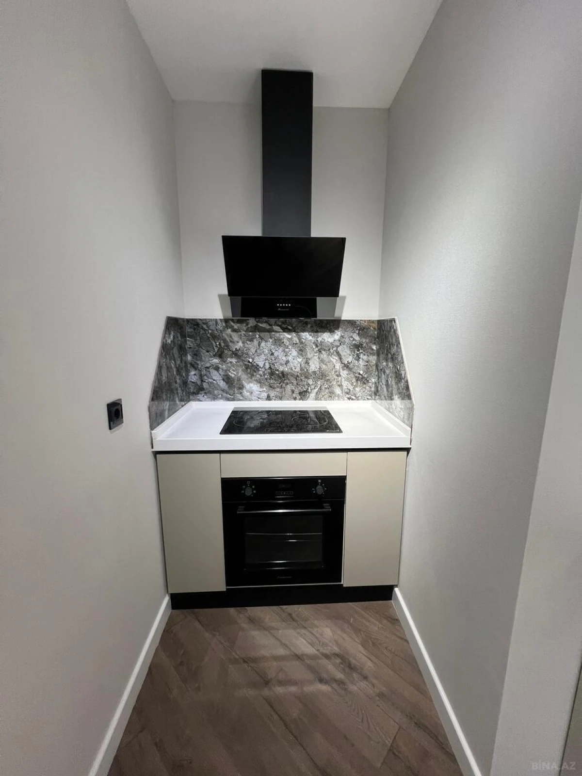 Kirayə verilir 2 otaqlı mənzil 58 m²