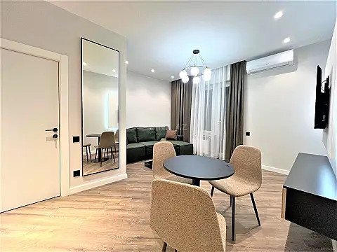 Kirayə verilir 2 otaqlı mənzil 58 m²