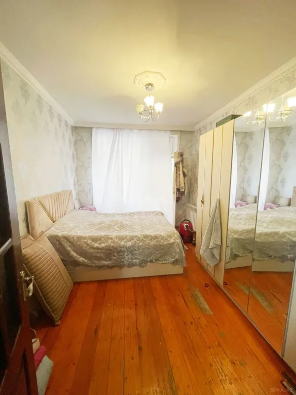 Satılır 3 otaqlı mənzil 90 m²