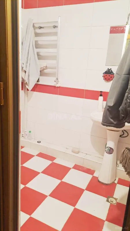 Satılır 3 otaqlı mənzil 90 m²