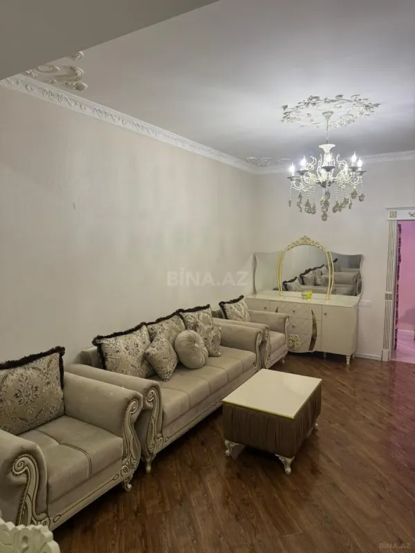 Kirayə verilir 2 otaqlı mənzil 62 m²