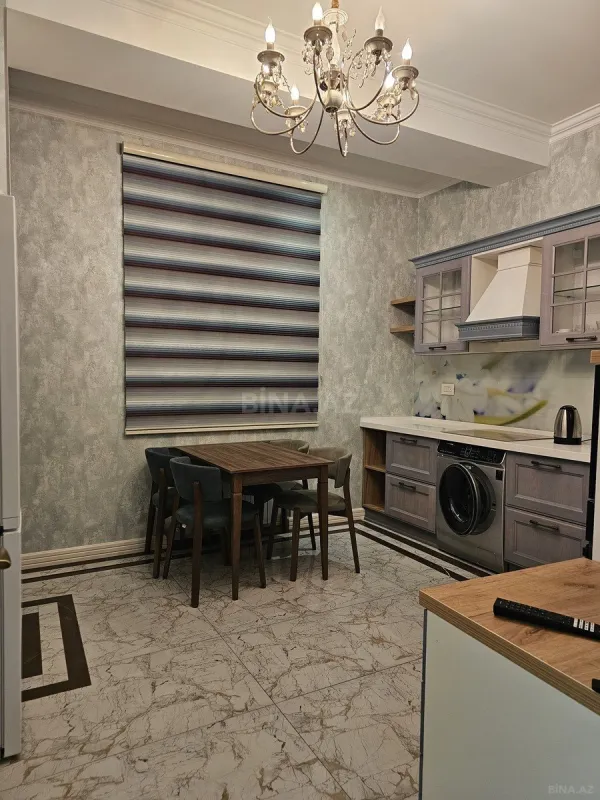 Kirayə verilir 3 otaqlı mənzil 120 m²