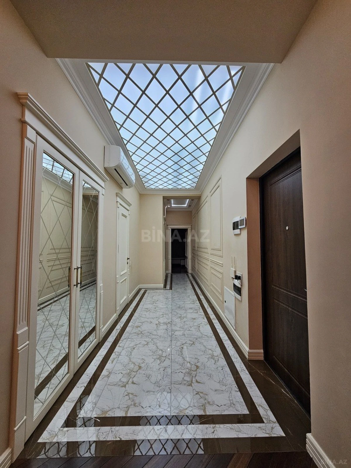 Kirayə verilir 3 otaqlı mənzil 120 m²