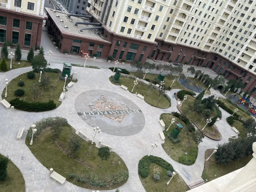 Kirayə verilir 3 otaqlı mənzil 120 m²