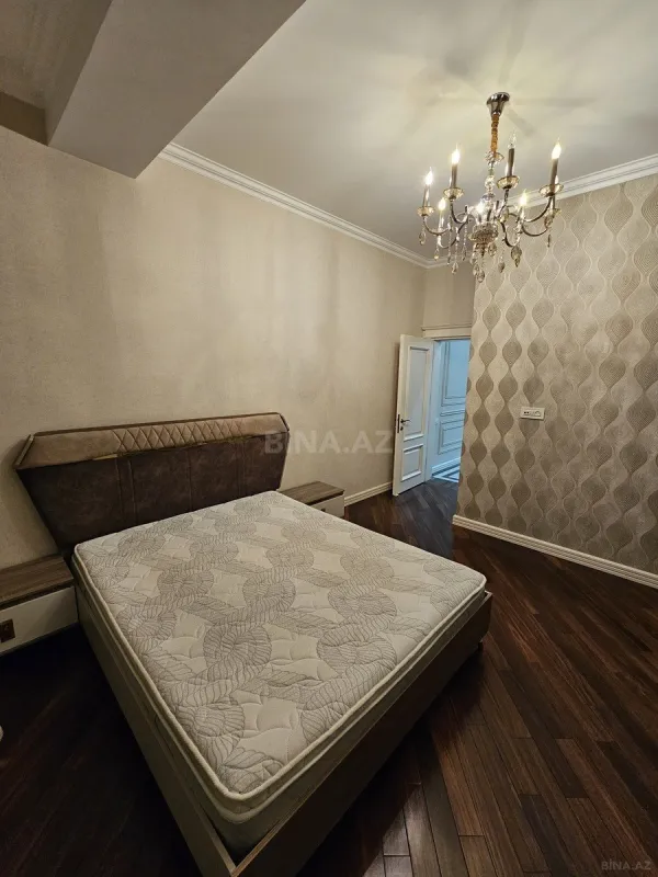 Kirayə verilir 3 otaqlı mənzil 120 m²