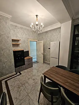 Kirayə verilir 3 otaqlı mənzil 120 m²