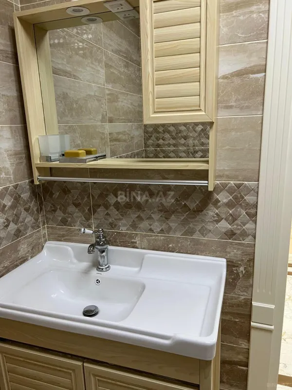 Kirayə verilir 3 otaqlı mənzil 120 m²