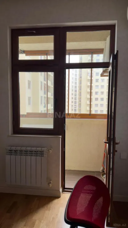 Satılır 3 otaqlı mənzil 120 m²