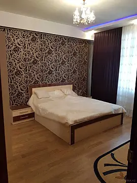 Kirayə verilir 2 otaqlı mənzil 55 m²