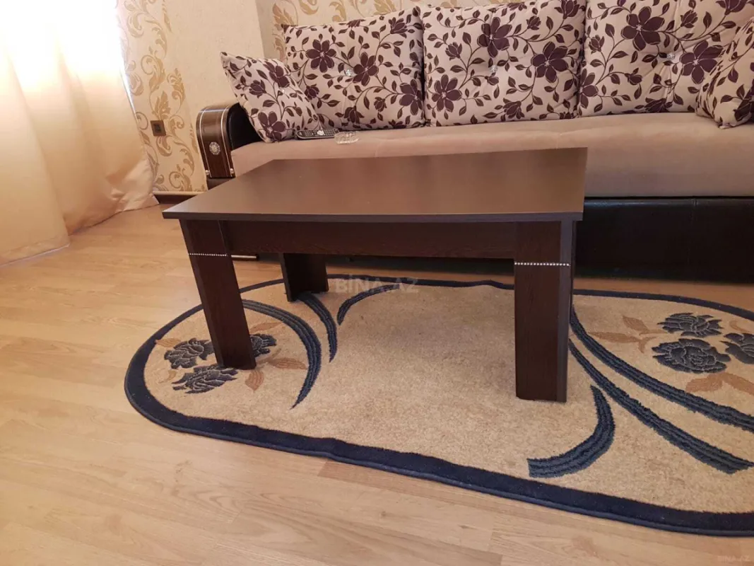 Kirayə verilir 2 otaqlı mənzil 55 m²