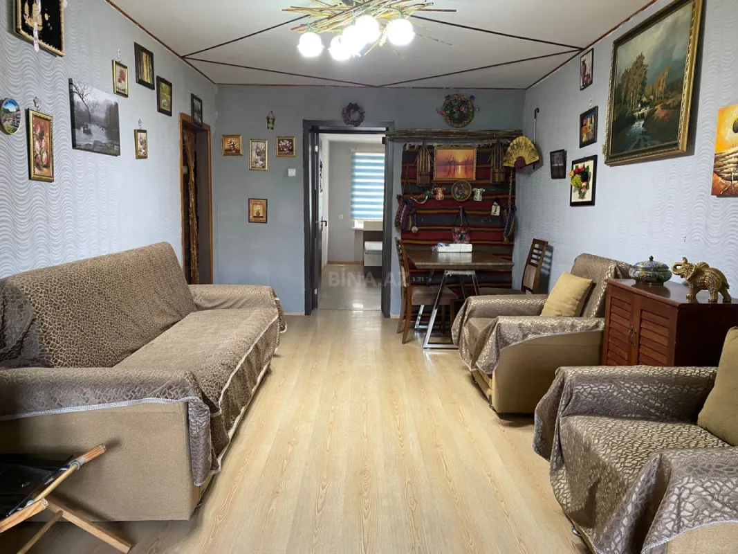 Satılır 3 otaqlı mənzil 60 m²