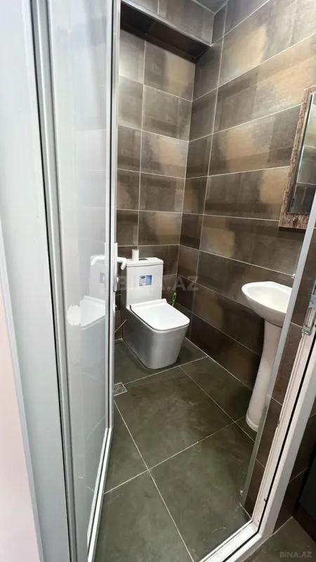 Kirayə verilir 2 otaqlı ofis 65 m²