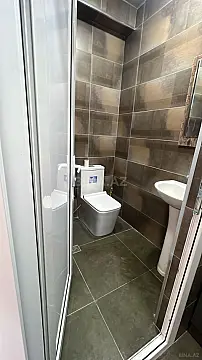 Kirayə verilir 2 otaqlı ofis 65 m²