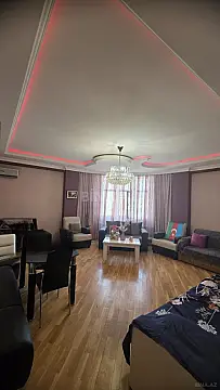 Satılır 3 otaqlı mənzil 120 m²