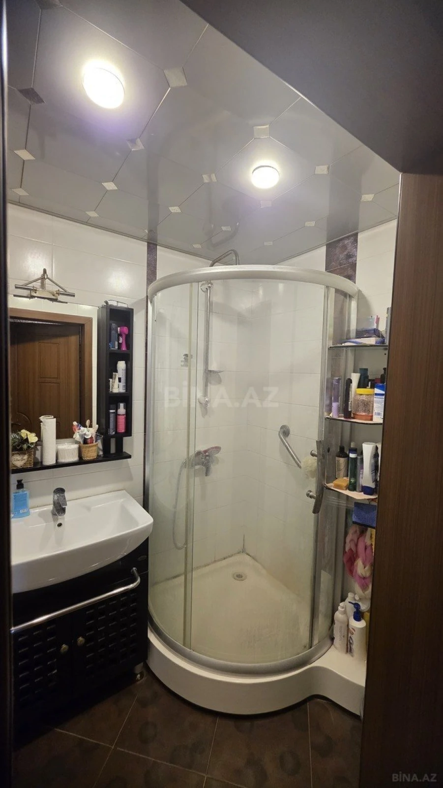 Satılır 3 otaqlı mənzil 120 m²