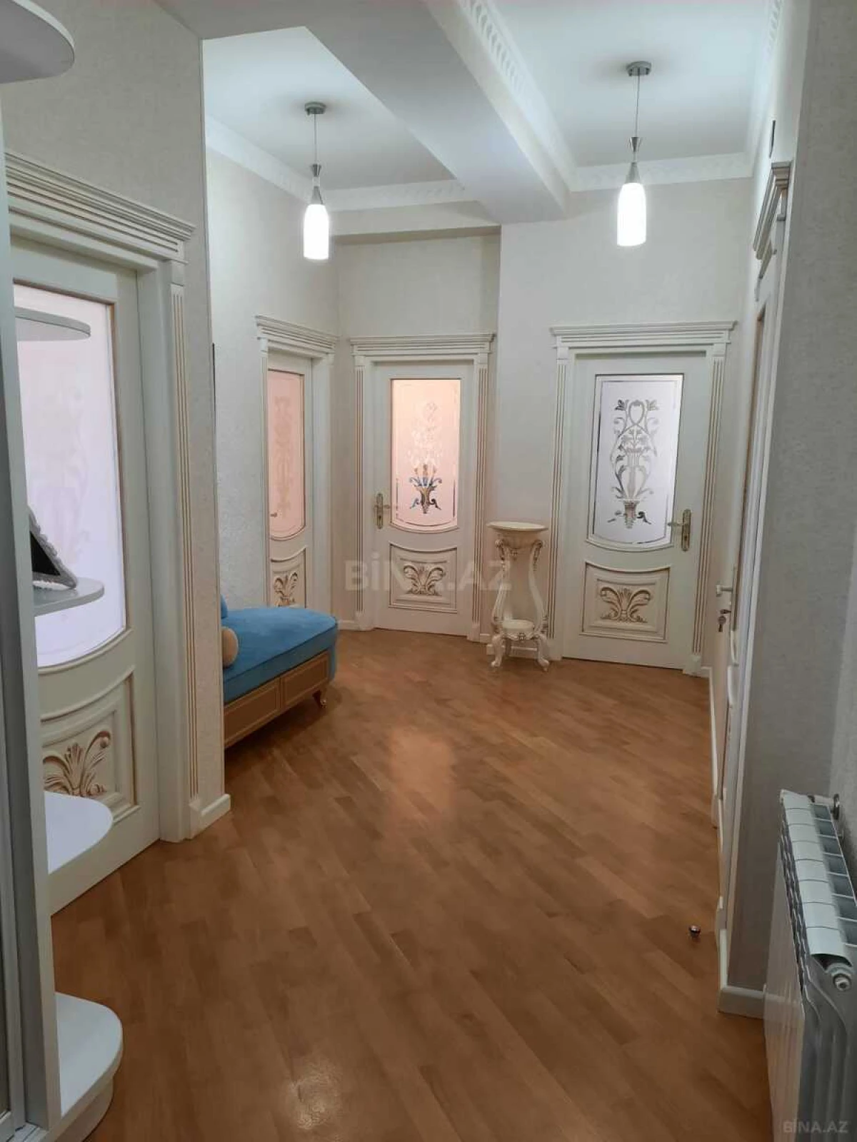 Satılır 3 otaqlı mənzil 120 m²
