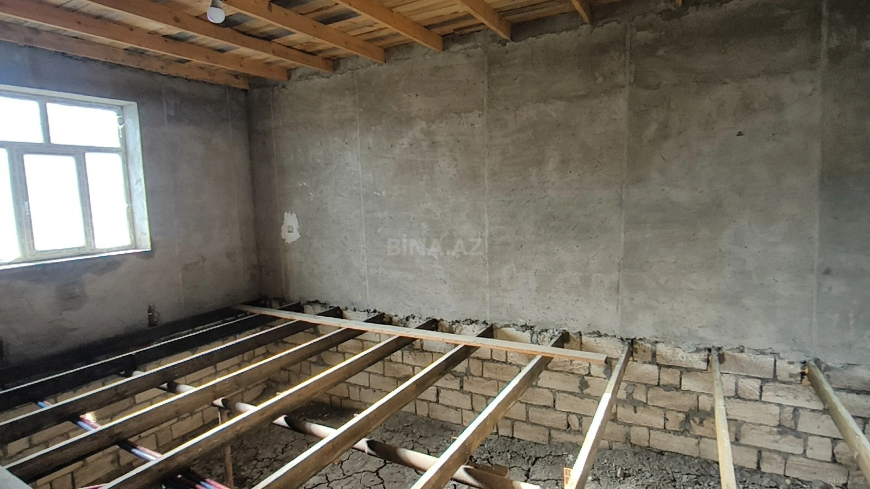 Satılır 3 otaqlı həyət evi 100 m²