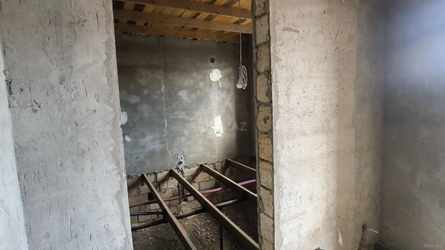 Satılır 3 otaqlı həyət evi 100 m²