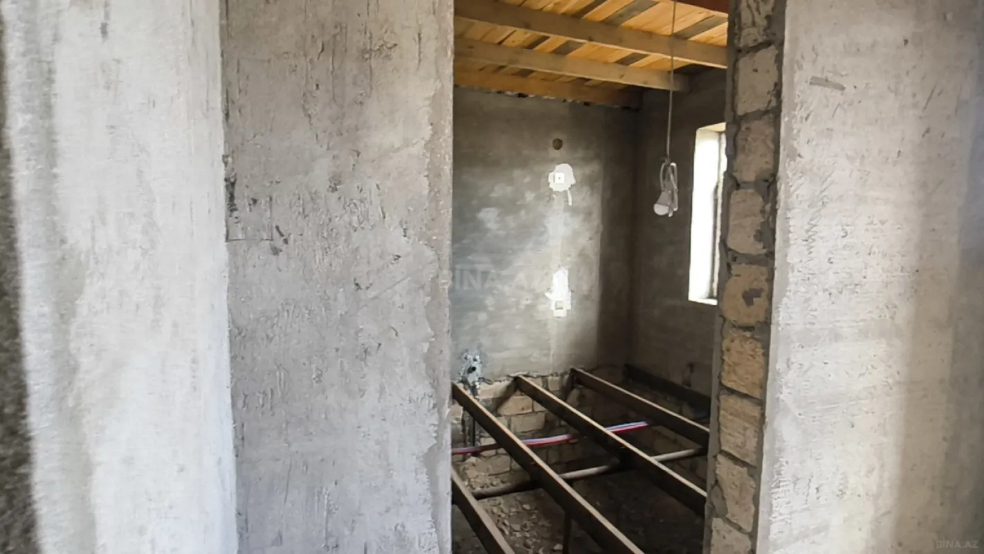 Satılır 3 otaqlı həyət evi 100 m²