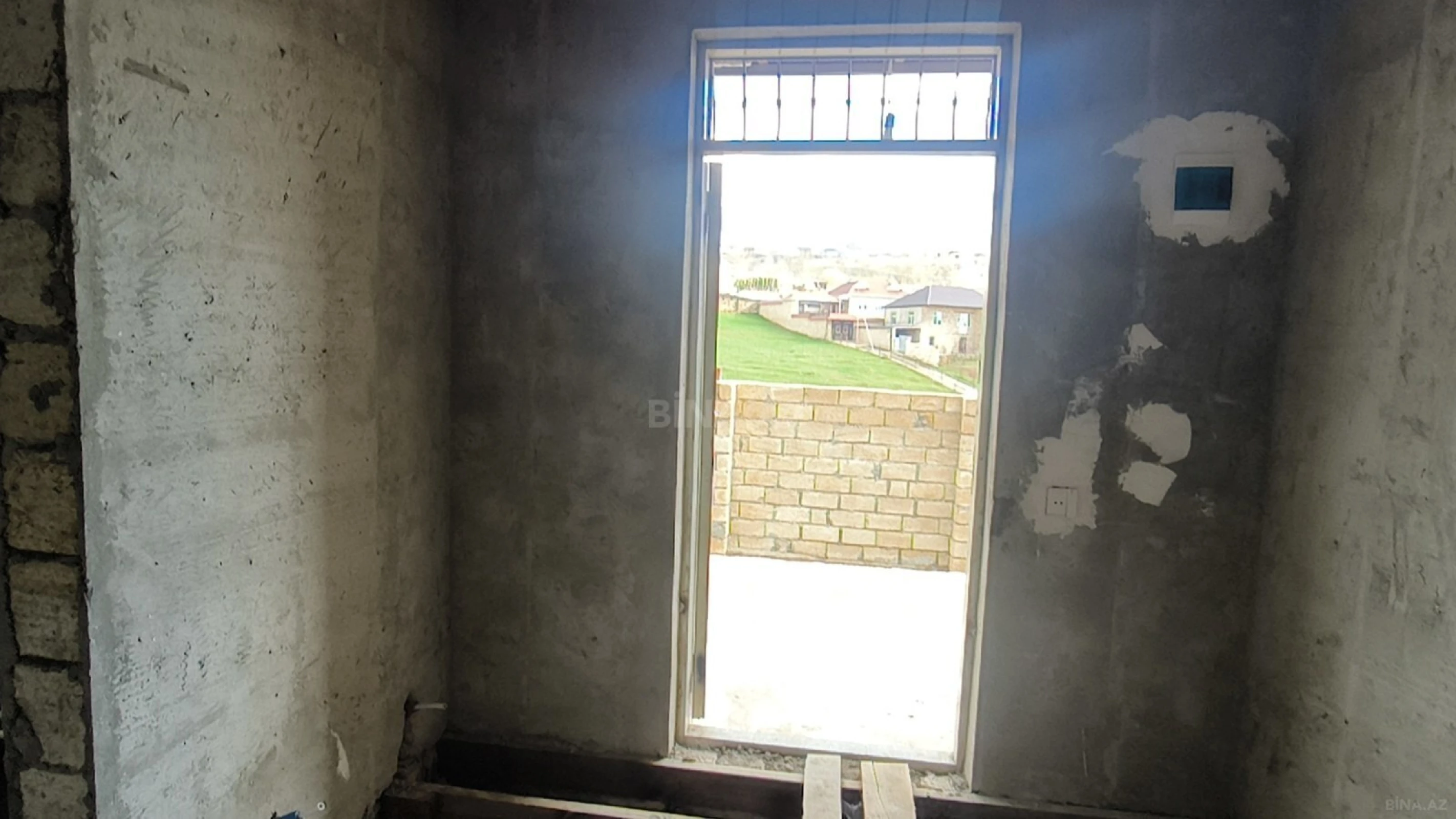 Satılır 3 otaqlı həyət evi 100 m²