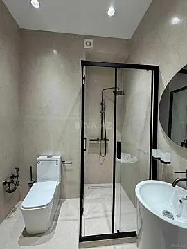 Kirayə verilir 2 otaqlı mənzil 105 m²
