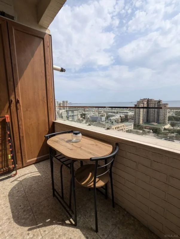 Kirayə verilir 2 otaqlı mənzil 70 m²