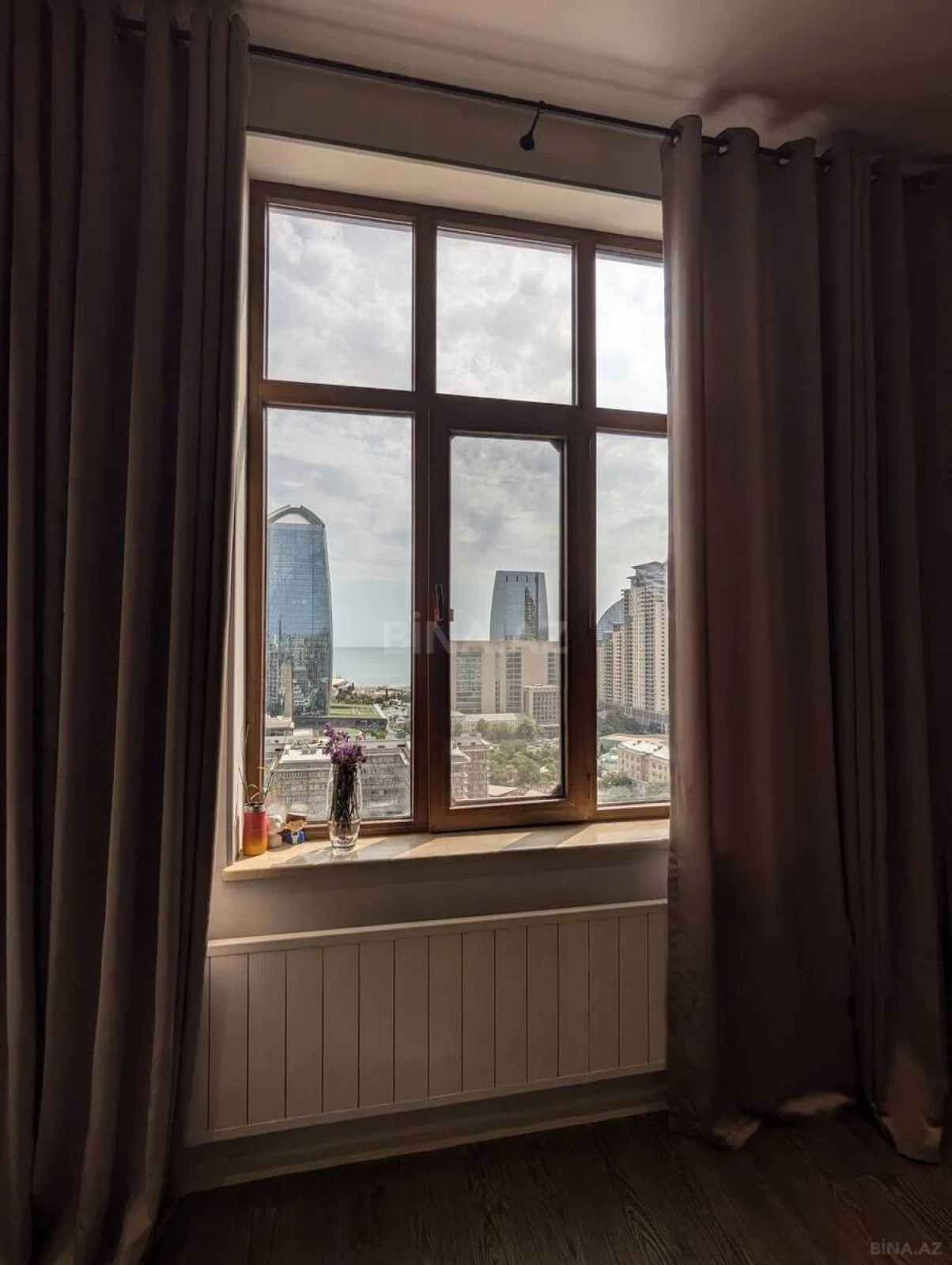 Kirayə verilir 2 otaqlı mənzil 70 m²