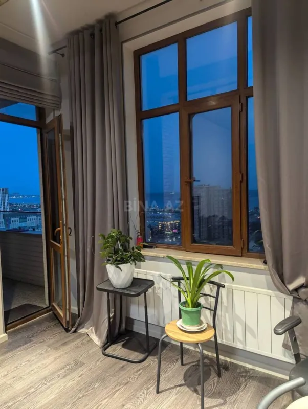 Kirayə verilir 2 otaqlı mənzil 70 m²