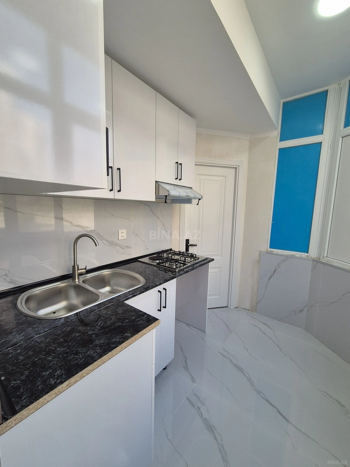 Satılır 2 otaqlı mənzil 56 m²