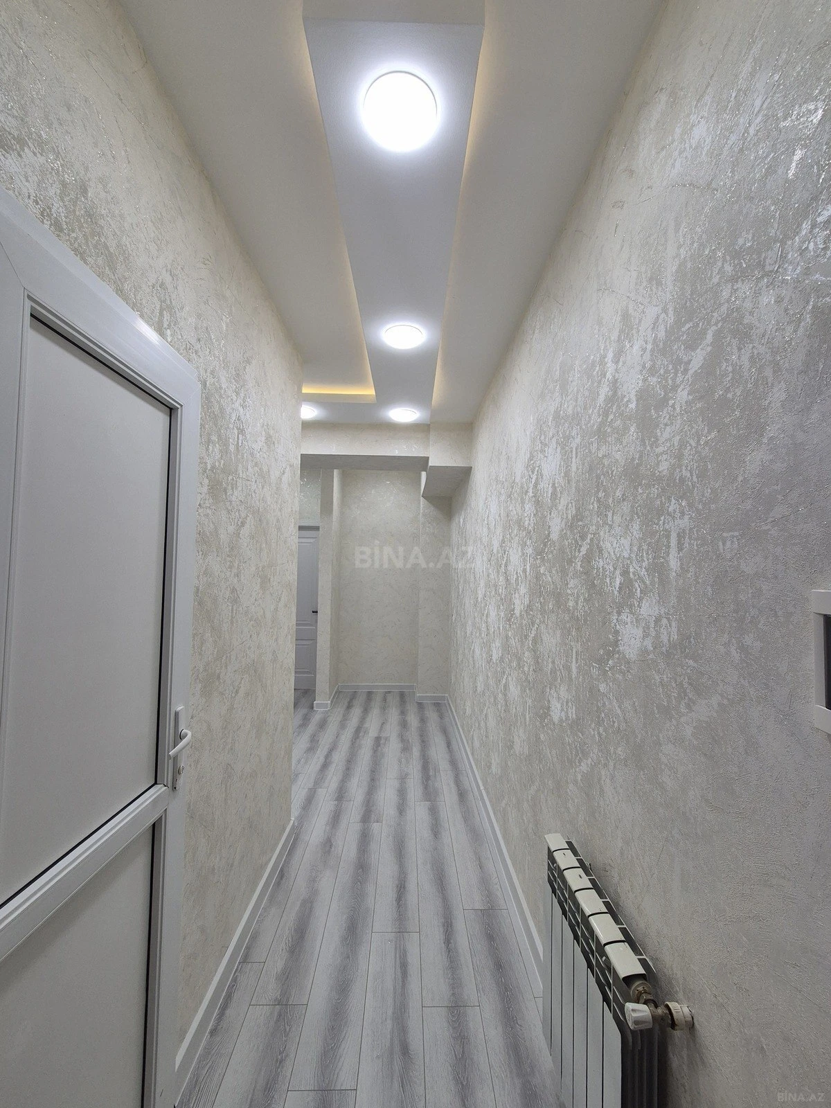 Satılır 2 otaqlı mənzil 56 m²