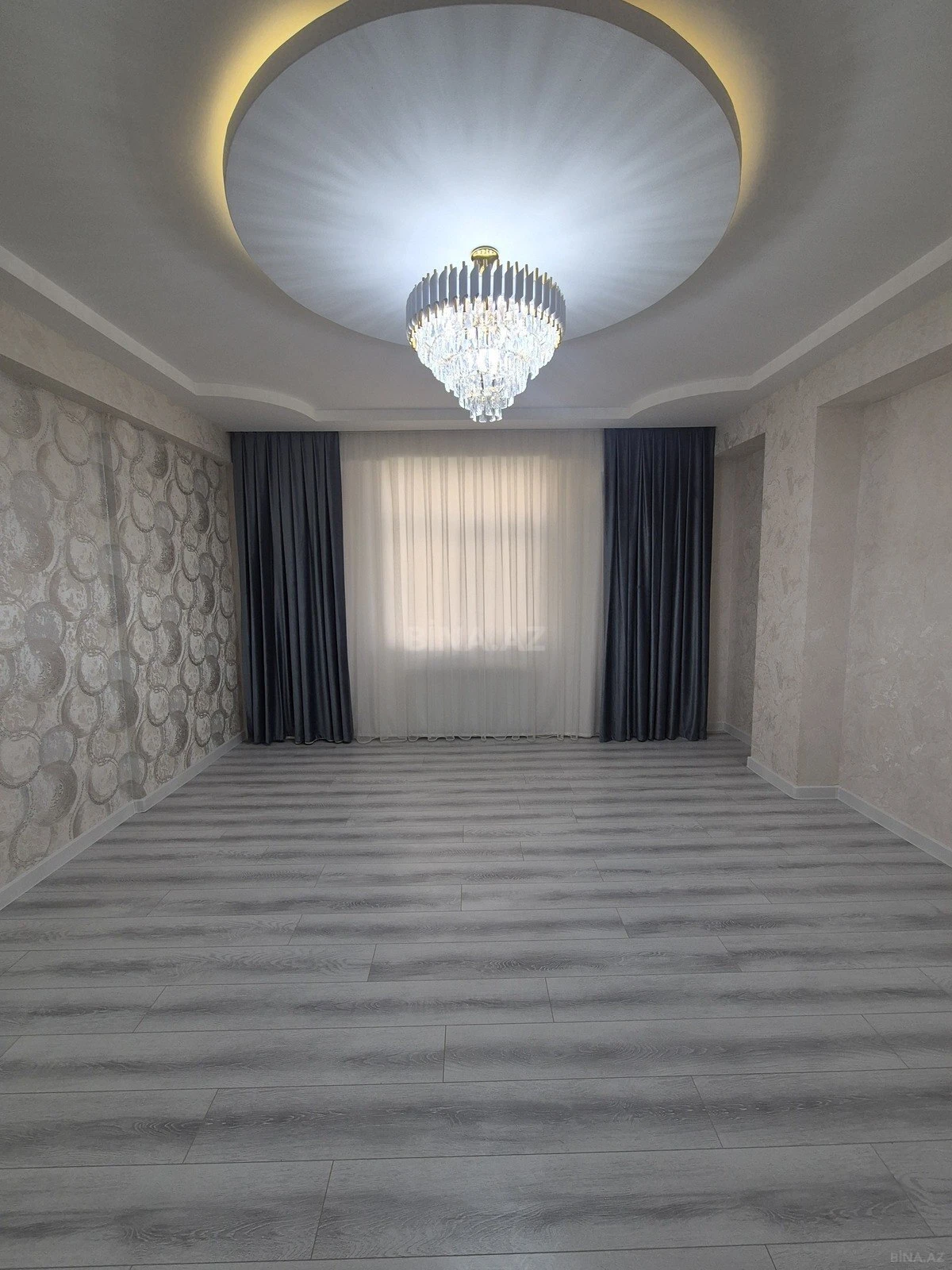 Satılır 2 otaqlı mənzil 56 m²